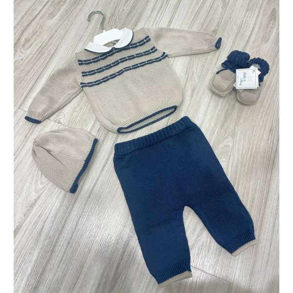 SET CORREDINO IN FILO MIELE CON INSERTI BLU, COMPLETO 2PZ CAPPELLINO E BABBUCCE