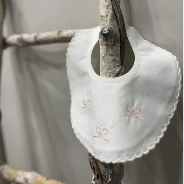 BAVETTA IN COTONE CON FIOCCHETTI PRIMODI'