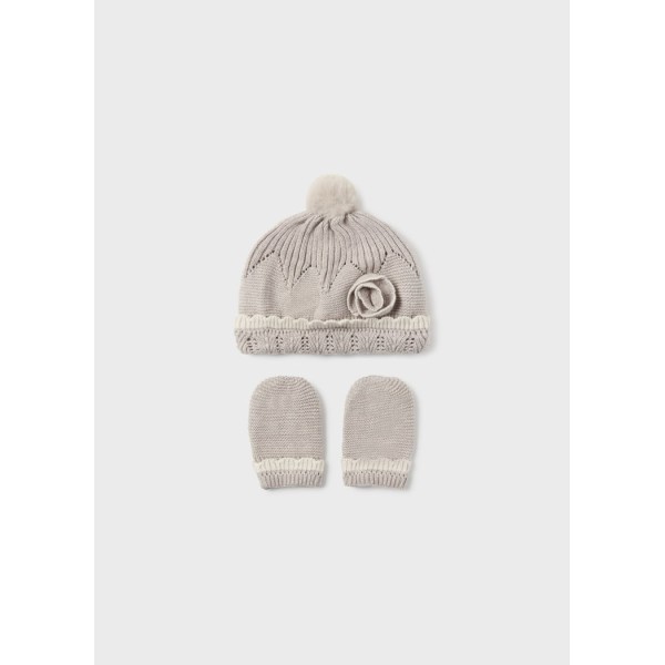 SET CAPPELLO E MANOPOLE NEONATA MAYORAL
