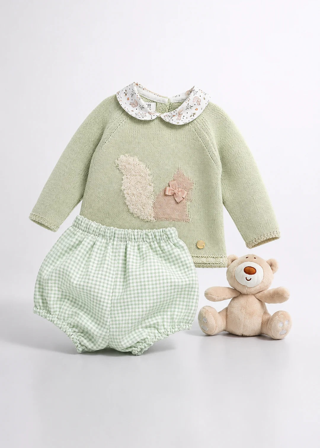 COMPLETO IN MAGLIA CON SCOIATTOLO E CULOTTE A QUADRETTI PANGASA