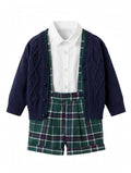COMPLETO 3 PEZZI BAMBINO: CARDIGAN A TRECCE BLU, CAMICIA BIANCA E PANTALONCINI TARTAN VERDE LE BEBE'