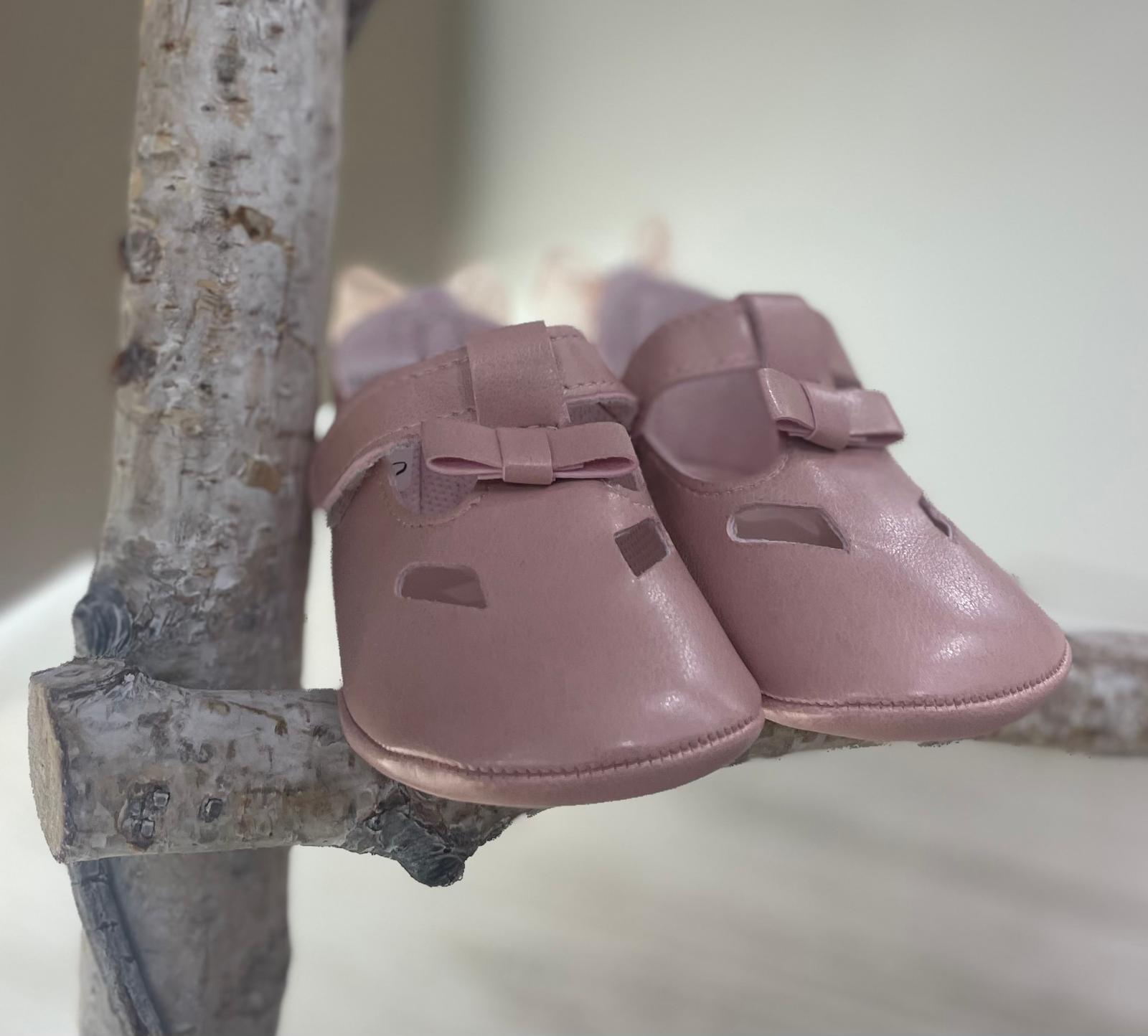 SANDALI CON FIOCCO PER NEONATA MELBY