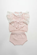 COMPLETINO IN FILO CON PIZZO E FIOCCO BEBE' DI ALMY