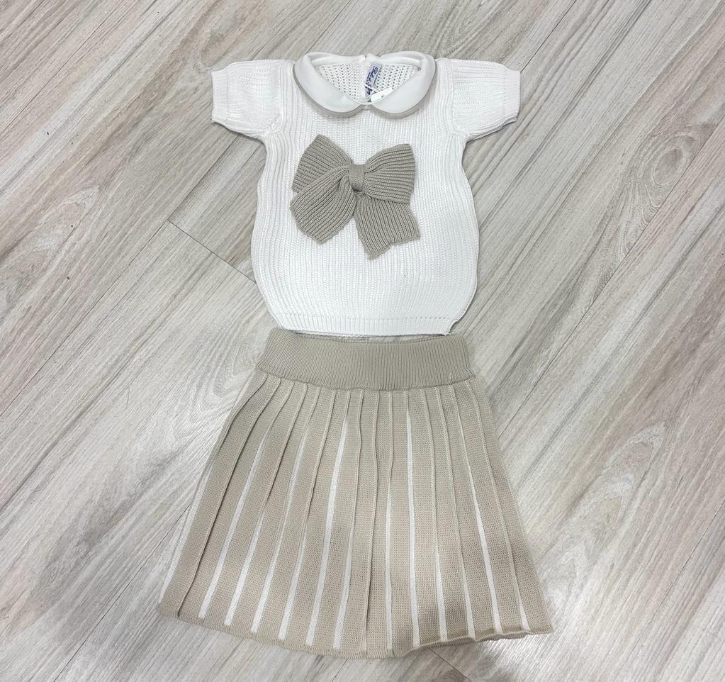 COMPLETINO IN FILO 2 PZ MAGLIA + GONNA BIANCO CON FIOCCO MIELE