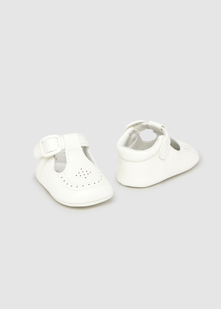 SCARPE TRAFORATE NEONATO MAYORAL