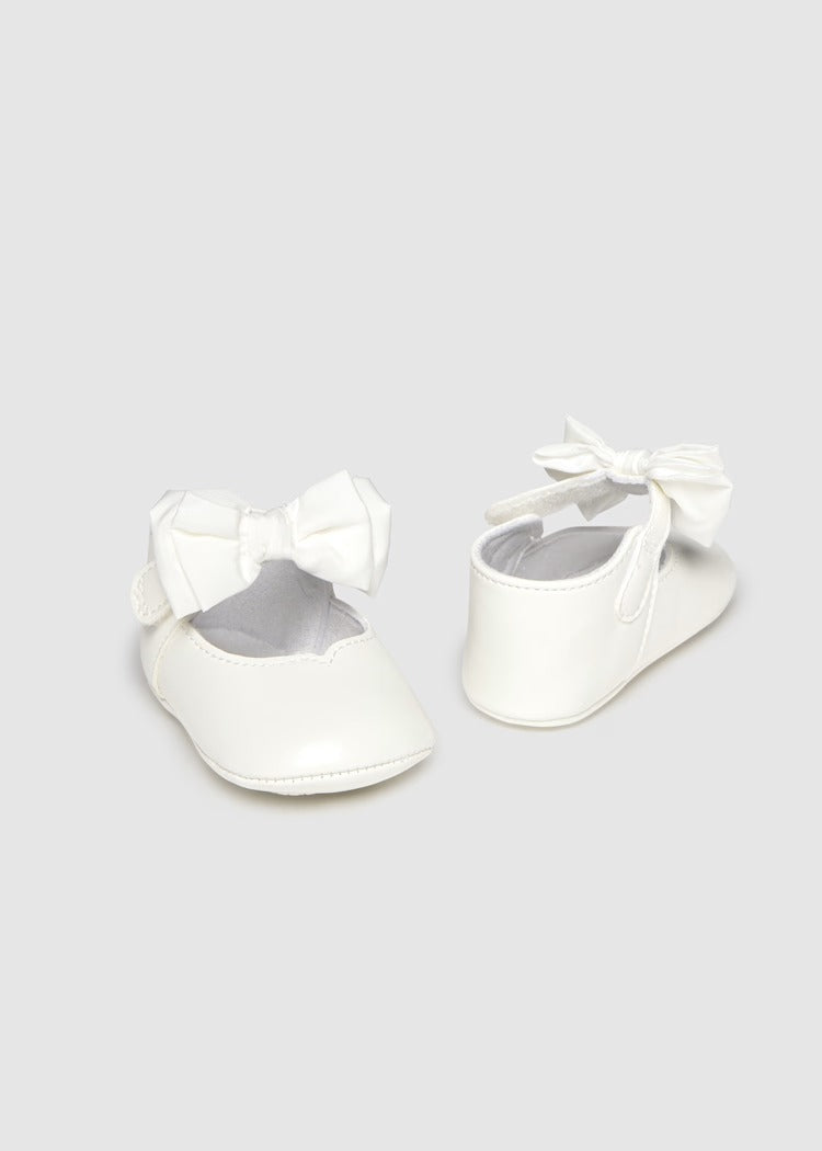 SCARPE FIOCCO NEONATA MAYORAL