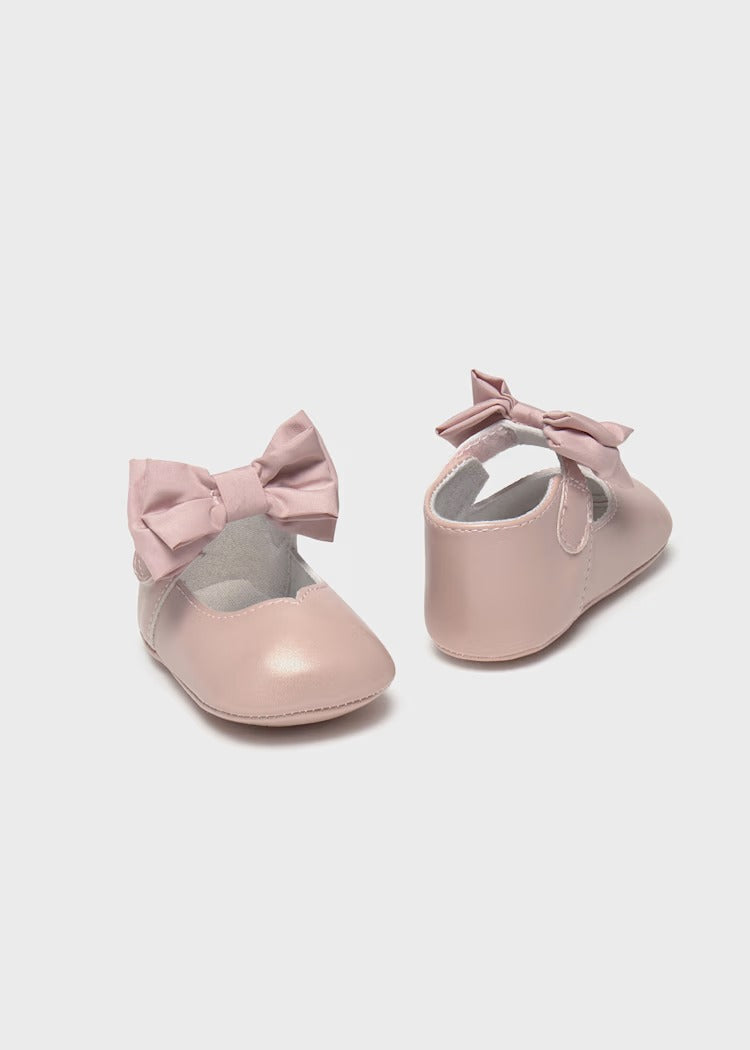 SCARPE FIOCCO NEONATA MAYORAL