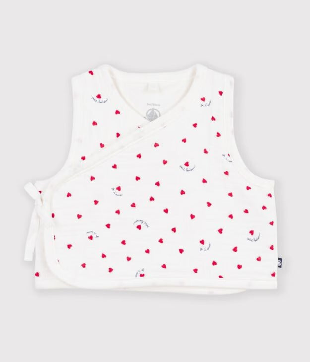 CARDIGAN SENZA MANICHE IN GARZA DI COTONE CON STAMPA A CUORI PETIT BATEAU