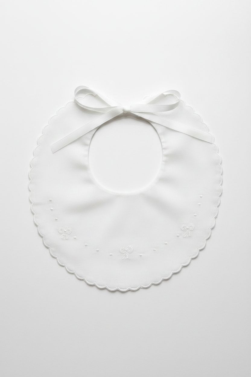 BAVETTA CON RICAMO FIOCCHETTI BIBERON