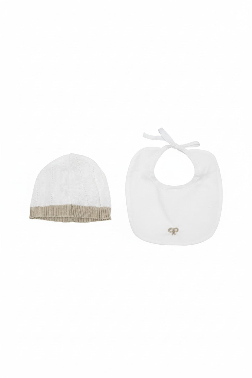 SET CAPPELLINO E BAVAGLINO CON FIOCCO RICAMATO BEBE' MARGO'