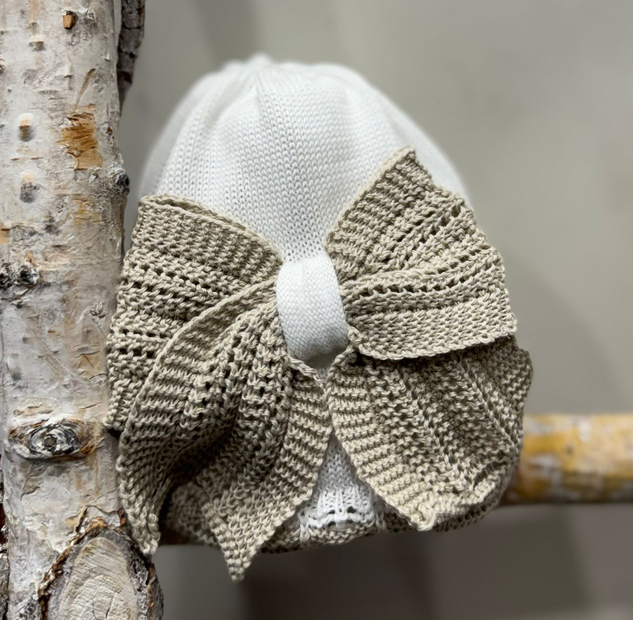 CAPPELLINO IN FILO CON FIOCCO