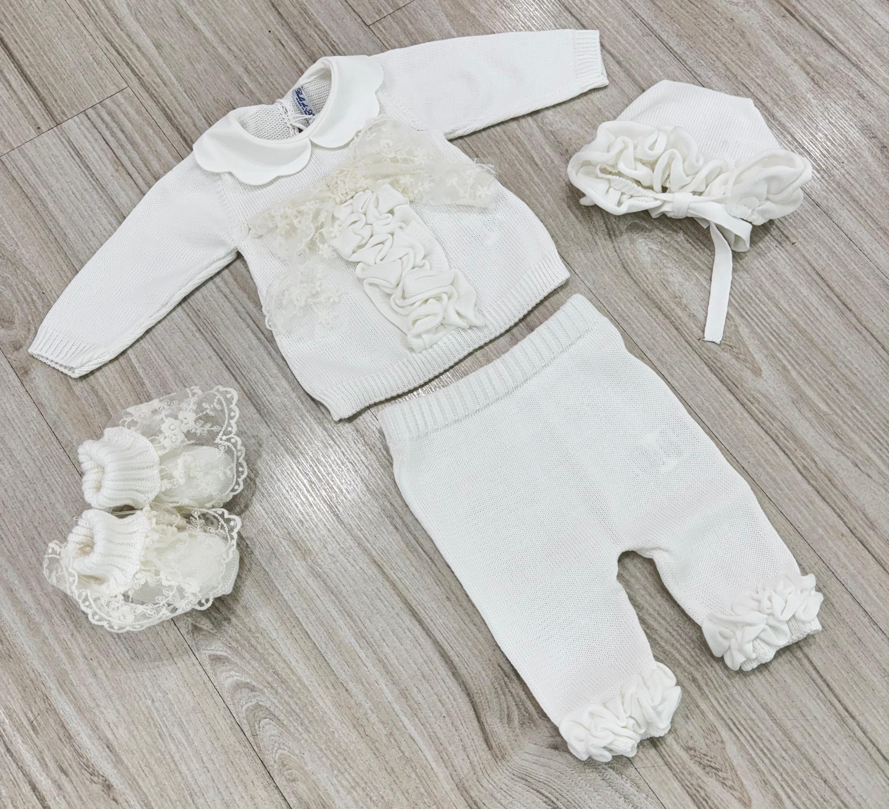 SET CORREDINO IN FILO BIANCO CON FIOCCO RICAMATO, COMPLETINO 2 PEZZI CAPPELLINO E BABBUCCE