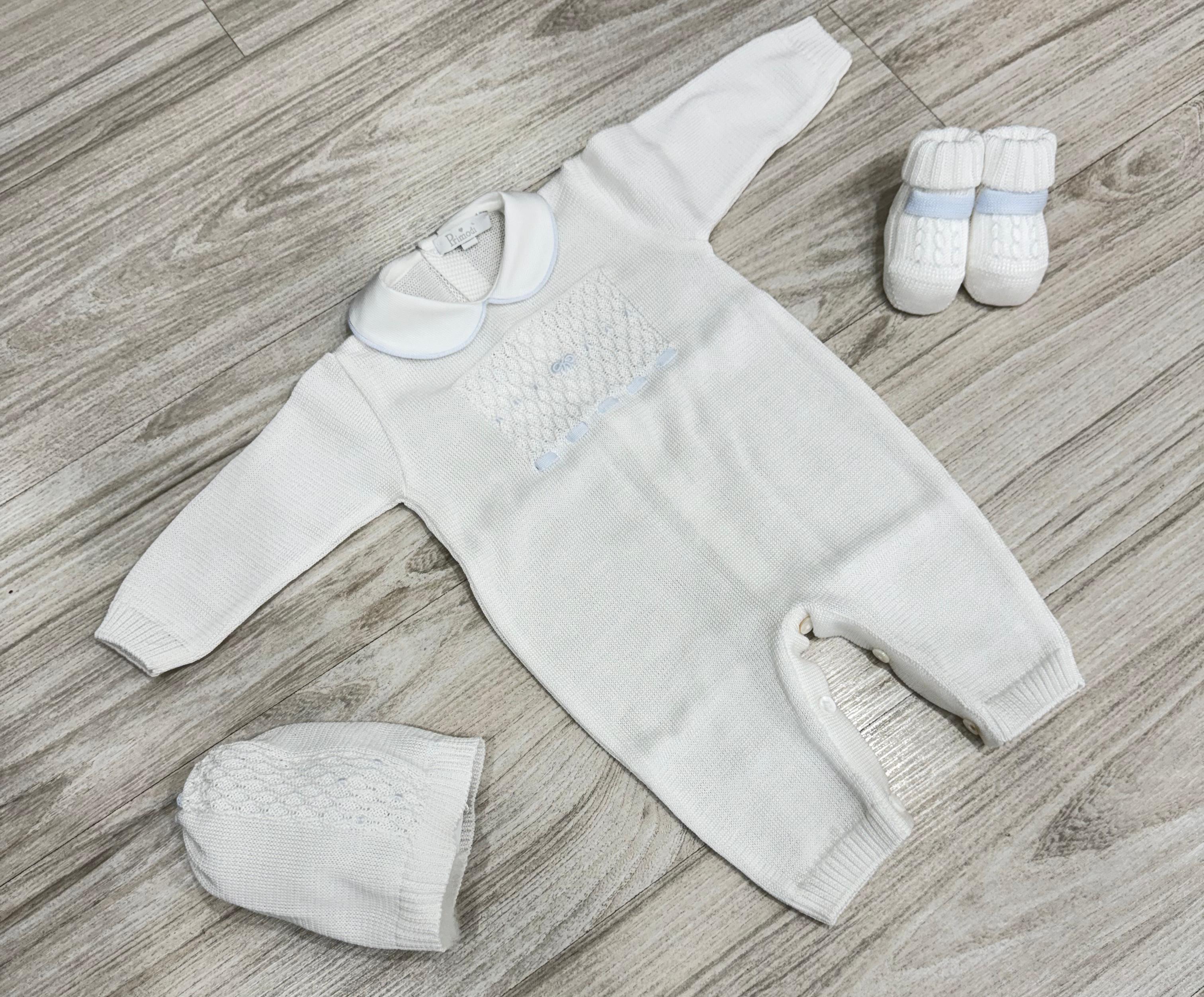 SET CORREDINO IN FILO BIANCO CON INSERTI CELESTE, TUTITA MANICA LUNGA, CAPPELLINO E BABBUCCE