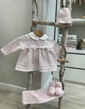 SET CORREDINO IN FILO ROSA CON FIORI, COMPLETO MANICA LUNGA, CAPPELLINO E BABBUCCE