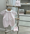 SET CORREDINO IN FILO ROSA CON FIORI, TUTITA MANICA CORTA, CAPPELLINO E BABBUCCE