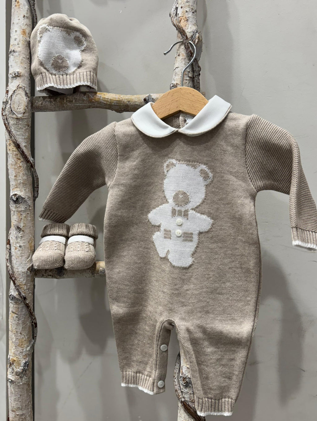SET CORREDINO IN FILO CON ORSETTO , TUTINA MANICA LUNGA, CAPPELLINO E BABBUCCE