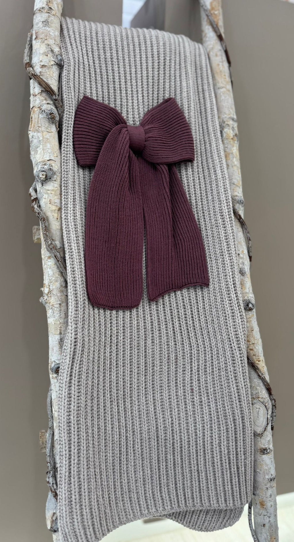 COPERTINA IN MAGLIA CON FIOCCO BEBE' DI ALMY