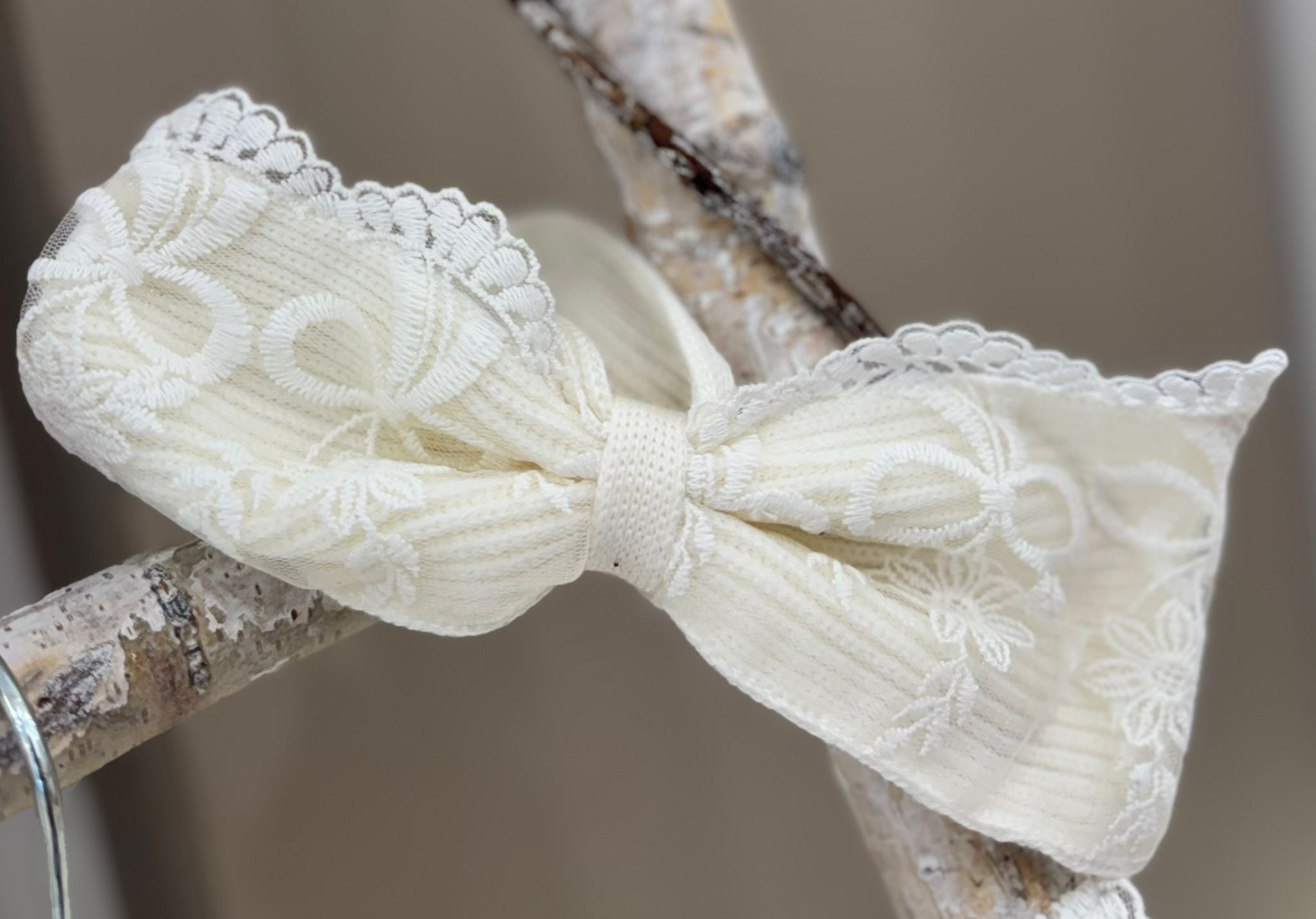 FASCIA CON PIZZO BEBE' DI ALMY