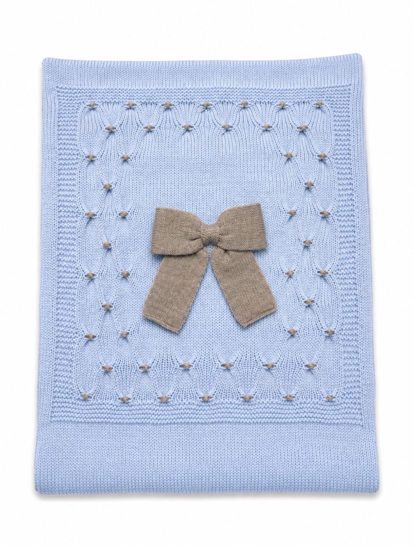 COPERTINA IN MAGLIA CON RICAMO A NIDO D'APE E FIOCCO BABY LORD