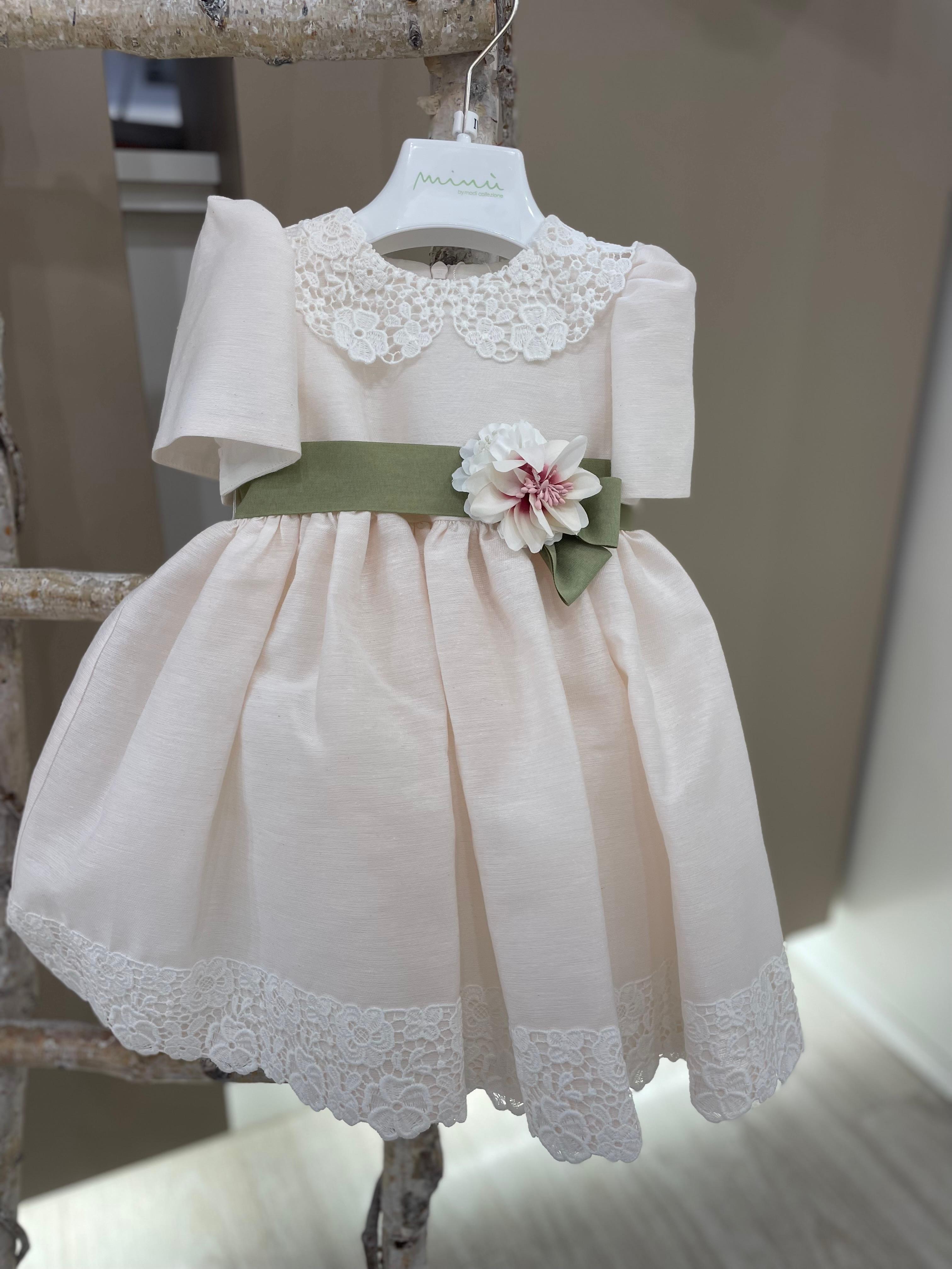 ABITO CON FIORE CERIMONIALE MINU'