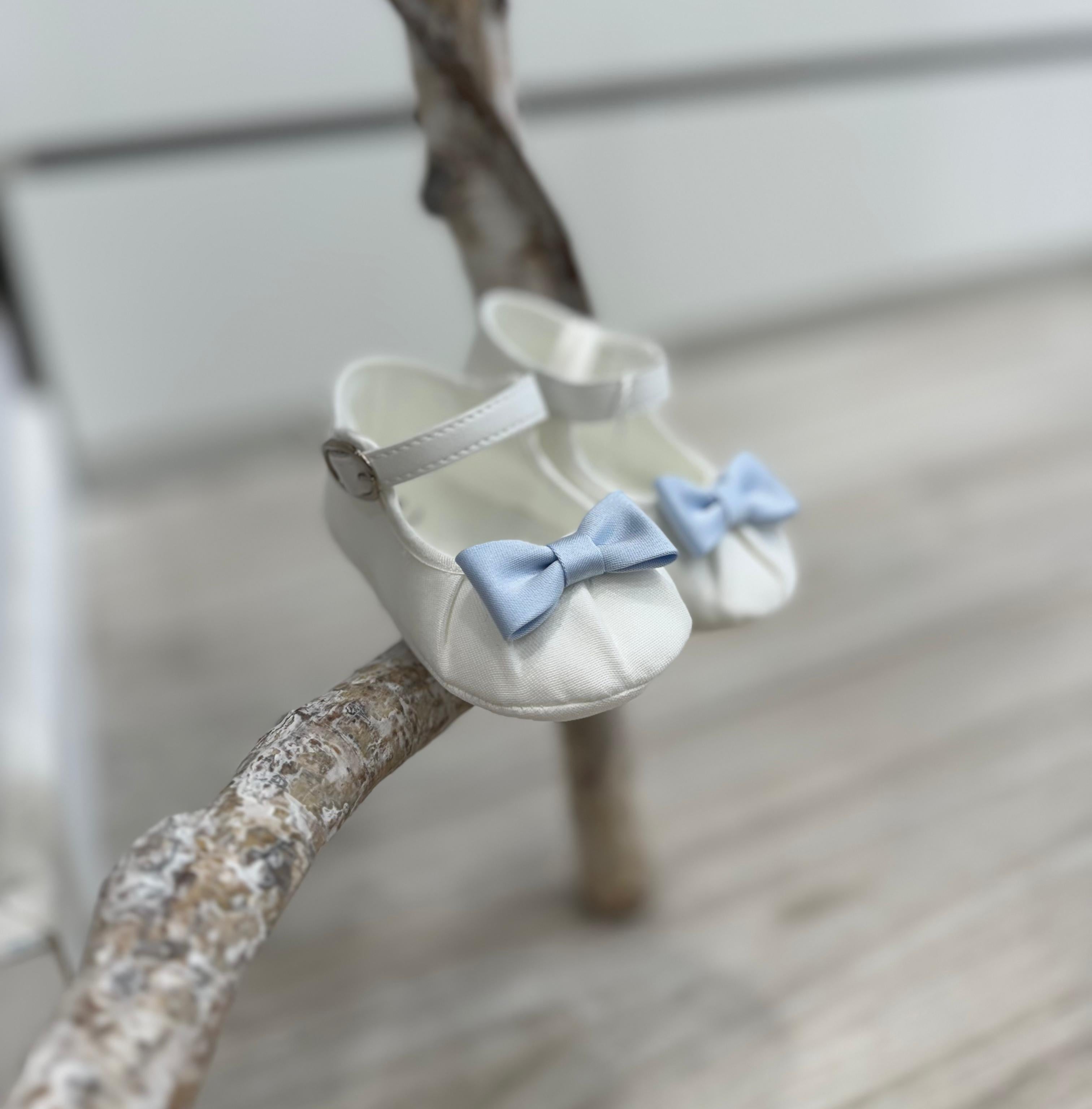 SCARPINA ELEGANTE CON FIOCCO