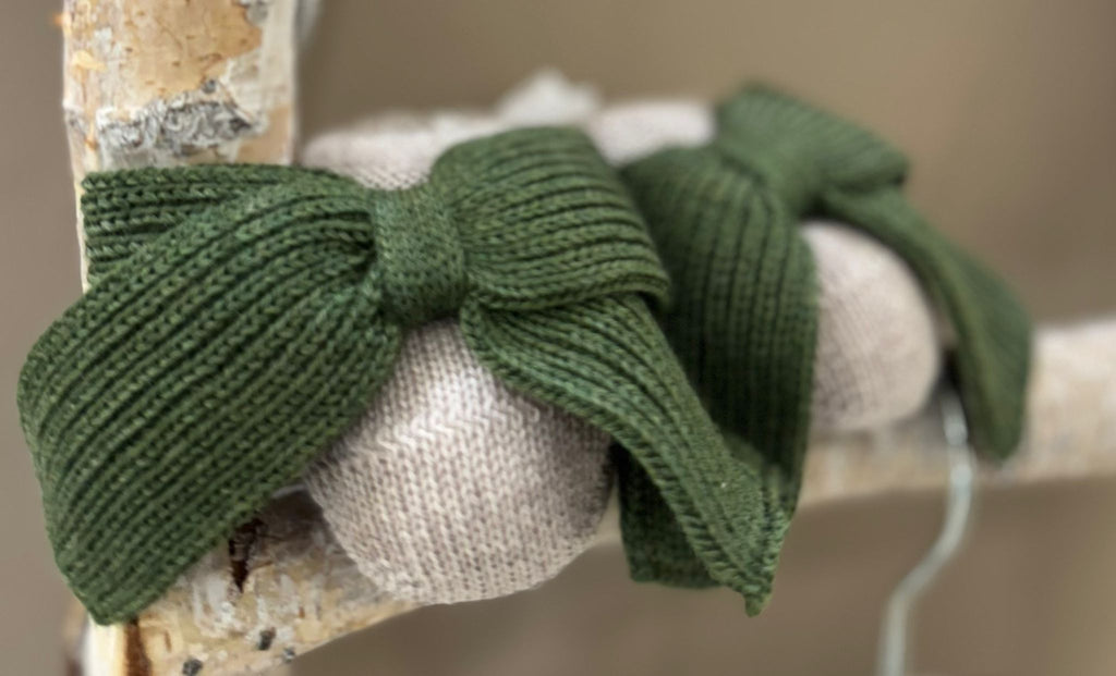 SCARPINE IN MAGLIA CON FIOCCO BEBE' DI ALMY
