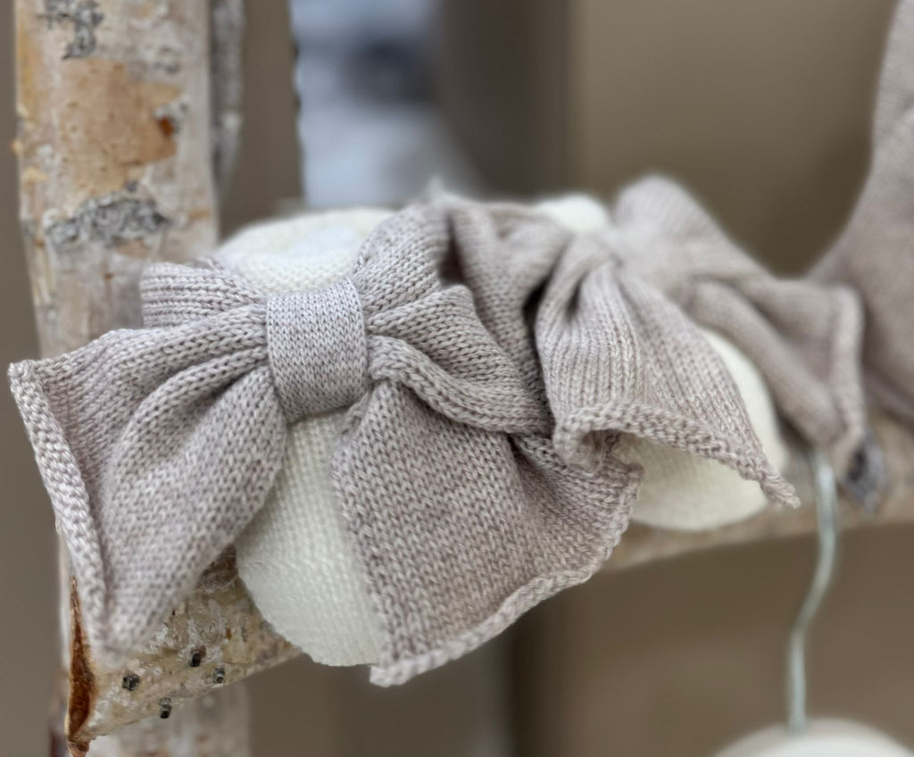 SCARPINE IN MAGLIA CON FIOCCO BEBE' DI ALMY