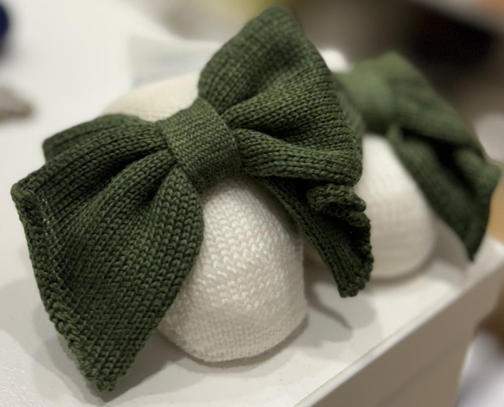 SCARPINE IN MAGLIA CON FIOCCO BEBE' DI ALMY