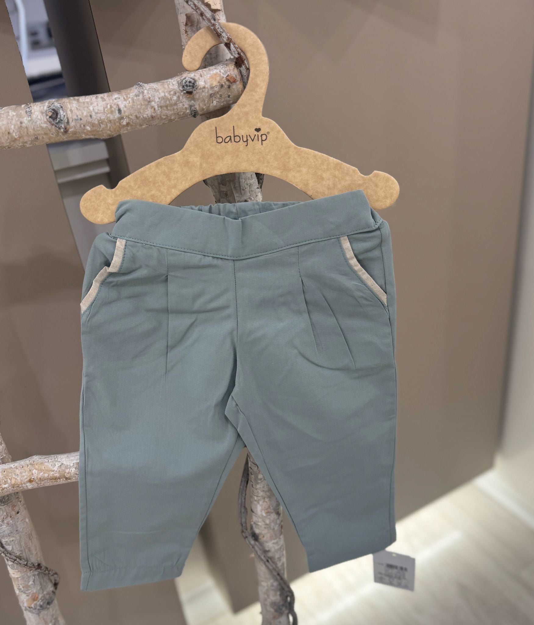 PANTALONE IN TELA DI COTONE CON TASCHE BABY VIP