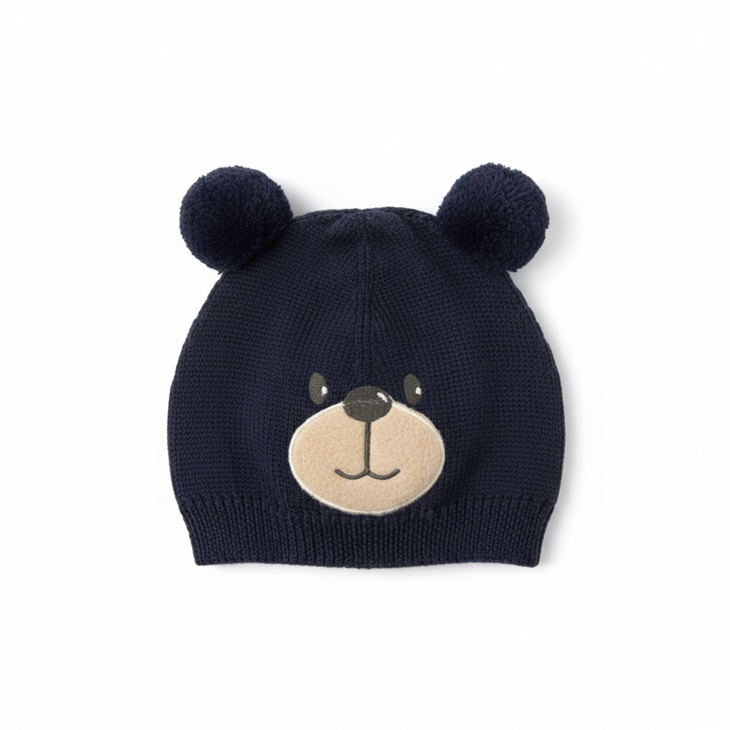 Cappellino blu navy con sfondo bianco